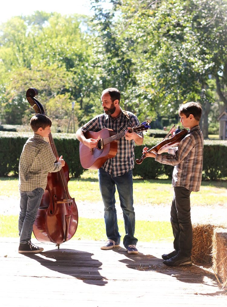 The_Cuomo_Family_band edit